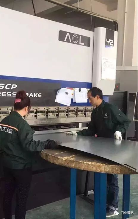 從規(guī)模到品質(zhì)的躍遷 解析大型防火門廠為何加碼高端甲級(jí)鋼質(zhì)防火門市場(chǎng)